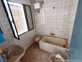 Chalet en venta en Linares