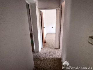 Chalet en venta en Linares