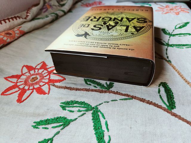 Alas de Sangre 1 Ed. Cantos Tintados.