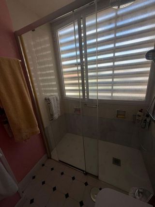 Piso en venta en La Carihuela en Torremolinos