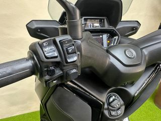 YAMAHA X-MAX 125 TECH MAX
