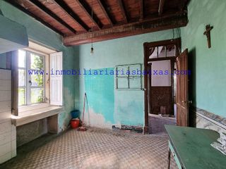 Chalet en venta en Ribeira