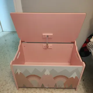 Baúl infantil madera diseño niña y zorro