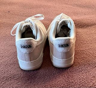 Nike Air Force 1 Talla 43 Beige