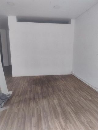Local comercial en venta en Universidad en Ciudad Real