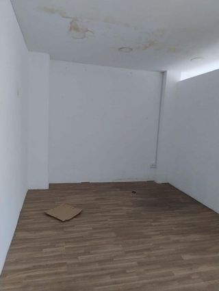 Local comercial en venta en Universidad en Ciudad Real