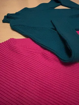 Maglioncini morbidi e colorati.