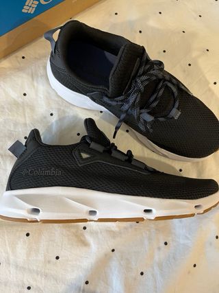 Zapatillas Columbia Talla 37 Negras y Blancas