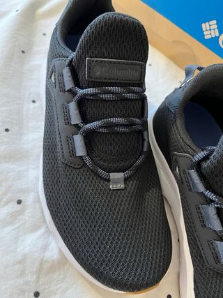 Zapatillas Columbia Talla 37 Negras y Blancas