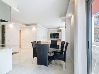 Piso en venta en Centro Urbano en Estepona