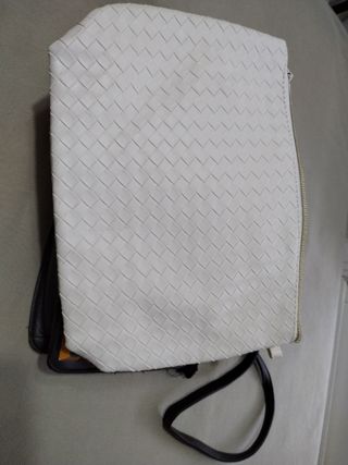 Lote bolso negro y neceseres