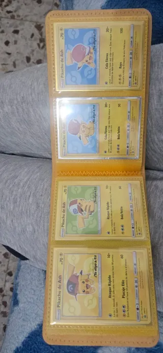 Cartas Pokémon TCG Pikachu (Set de 4)