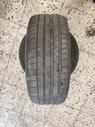 Neumático Michelin 235/45R18 98Y PS4