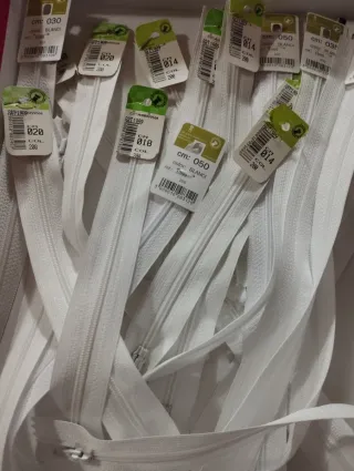 Lotes de 20 cremalleras surtidas. Preguntar color