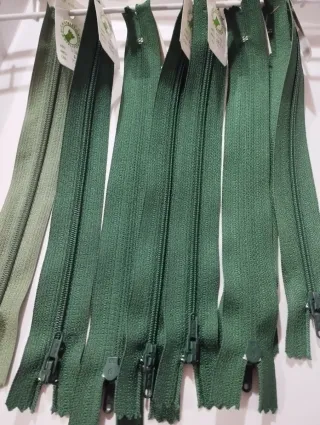 Lotes de 20 cremalleras surtidas. Preguntar color