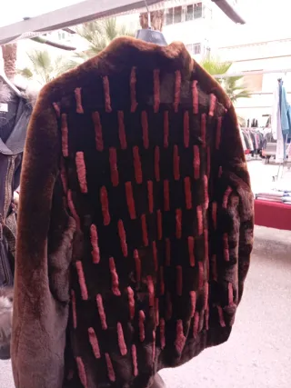 Chaquetón muton y piel marrón