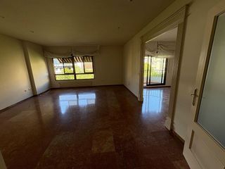 Piso en alquiler en Zona Centro en Córdoba