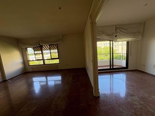 Piso en alquiler en Zona Centro en Córdoba