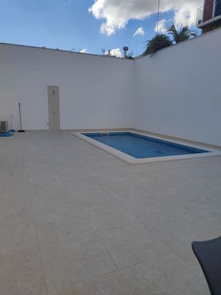 Piso en alquiler en Castell (Es)