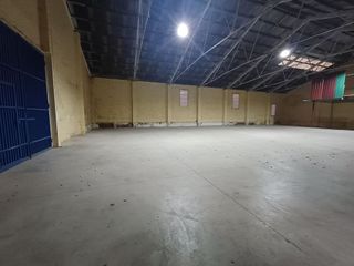 Nave industrial en alquiler en Silla