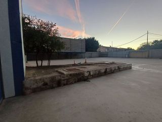 Nave industrial en alquiler en Silla