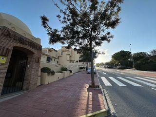Piso en venta en Zona el Higuerón en Benalmádena