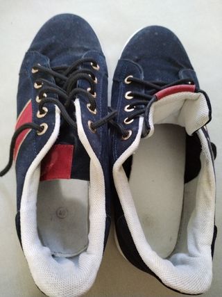 Zapatillas deportivas azul y rojo talla 40