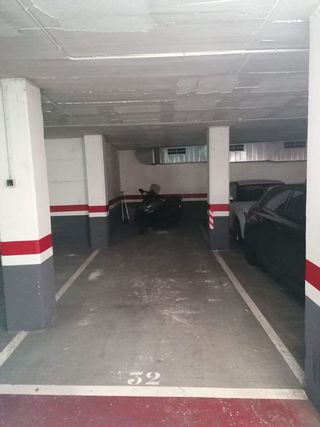 Garaje en venta en La Salut - Lloreda en Badalona