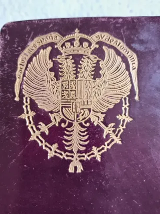 CAJA ANTIGUA PIEL "DOMECQ OBLIGUE". COLECCIÓN.