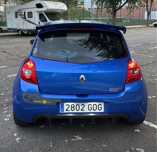 Renault Clio 2008 f1 R26