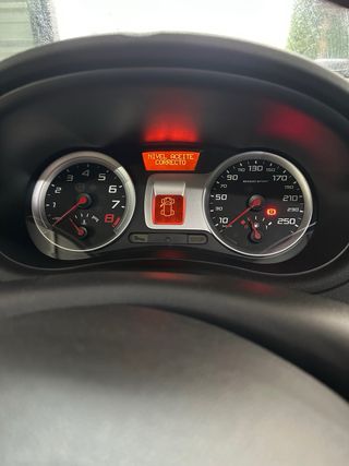 Renault Clio 2008 f1 R26