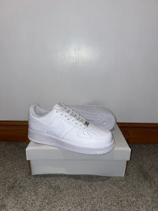 Nike Air Force 1 Low '07 Blancas Talla 37.5