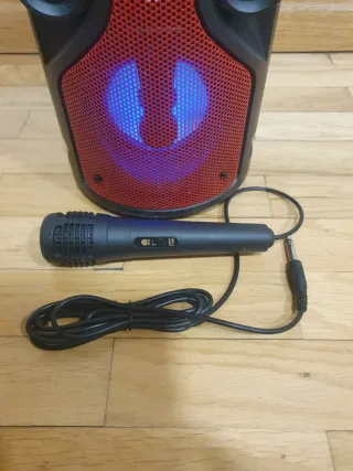 Altavoz Bluetooth JML 4209 con Micrófono