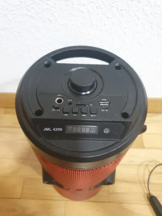 Altavoz Bluetooth JML 4209 con Micrófono