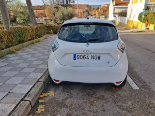 Renault ZOE 2016