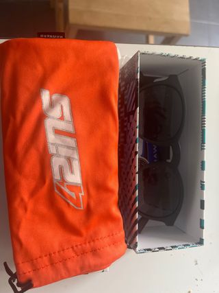Gafas de Sol Hawkers Negras sin uso con caja