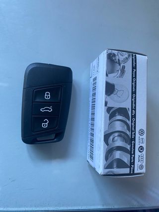 Llave SEAT sin codificar, sin usar.
