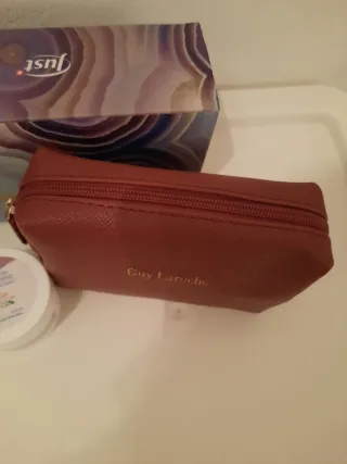 Set crema corpo gelsomino e beauty Guy Laroche