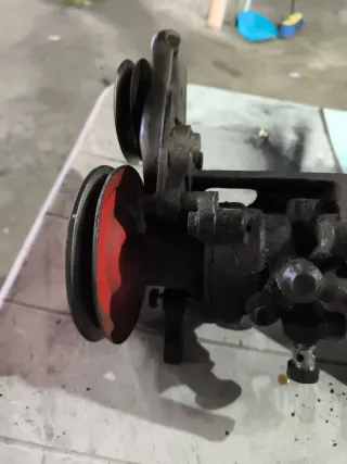 Bomba Dirección Toyota Land Cruiser