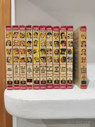 11 libros de la colección Historias Selección.