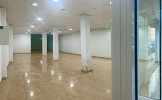 Local comercial en venta en Benetússer