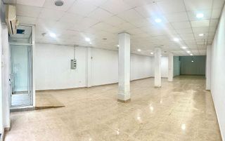 Local comercial en venta en Benetússer
