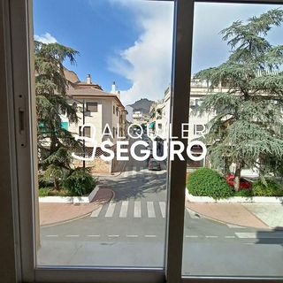 Piso en alquiler en Atarfe