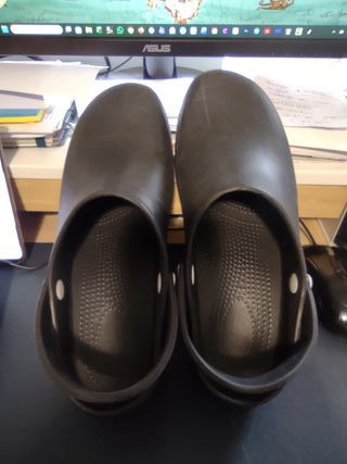 Zuecos unisex cómodos Talla 41-42