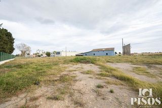 Terreno en venta en Passeig Maragall - Zona Estació en Gavà