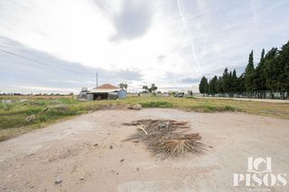 Terreno en venta en Passeig Maragall - Zona Estació en Gavà