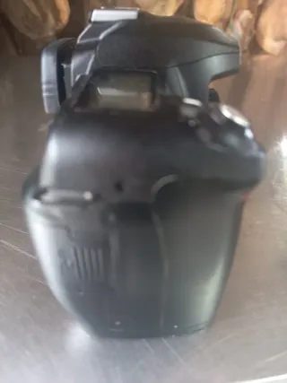 Nikon D50 + Lente 18-55mm DX ED