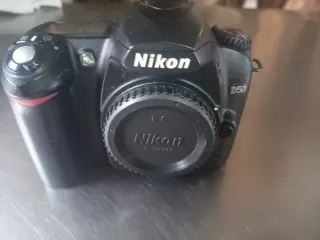 Nikon D50 + Lente 18-55mm DX ED