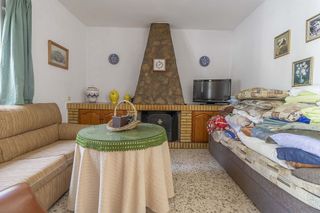 Chalet en venta en Carmona