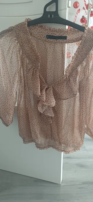 Blusa Zara Basic lunares marrón